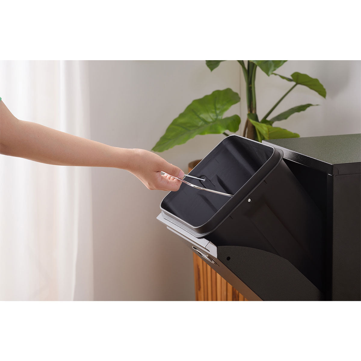 AZUMAYA 東谷 ダストボックス – Blueism