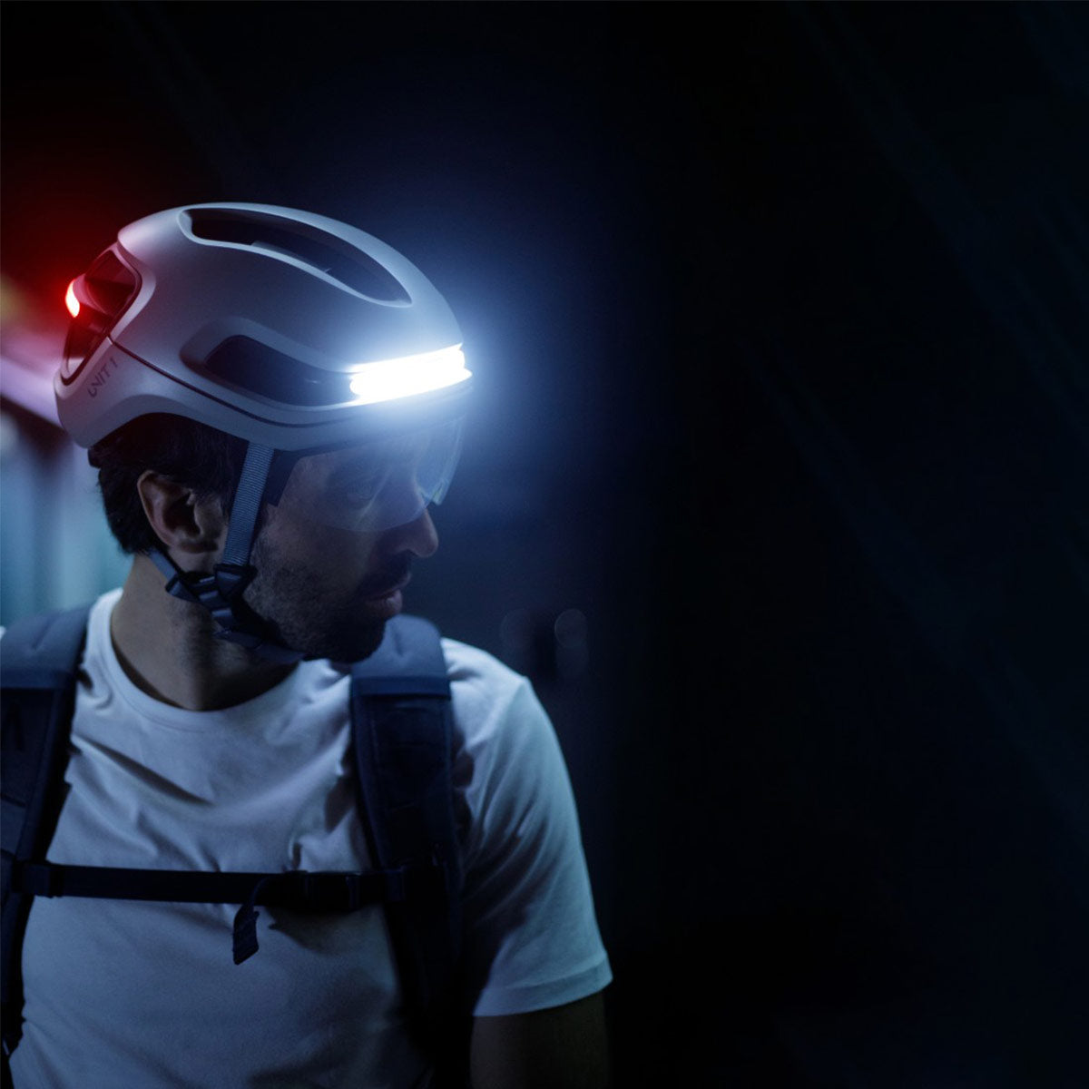 UNIT1,ユニットワン,バイザー